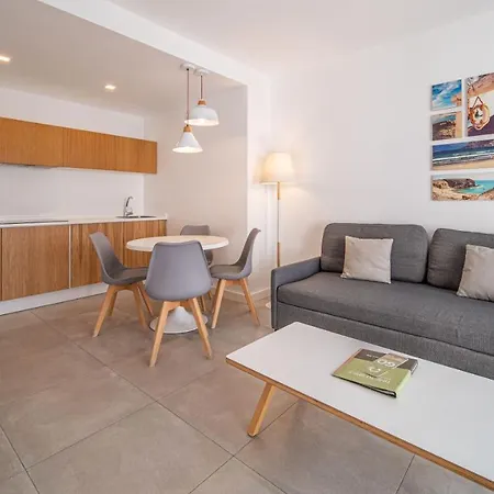 Guinate Club Apartment *