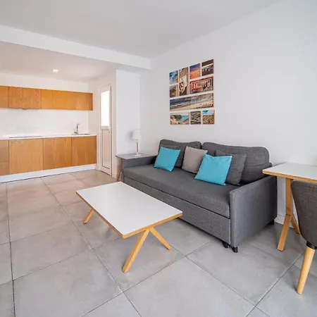 Apartment Guinate Club *