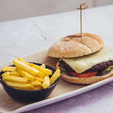 Apartment Guinate Club