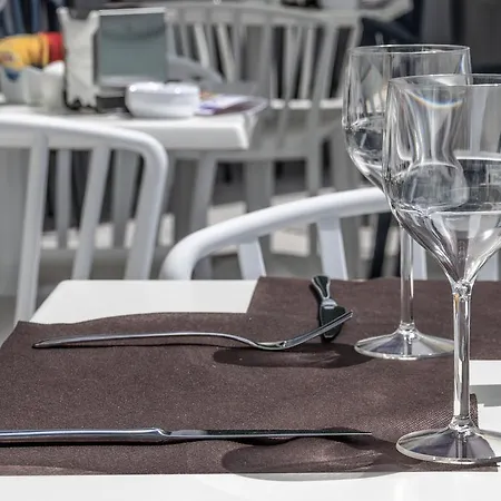 Guinate Club Apartment *