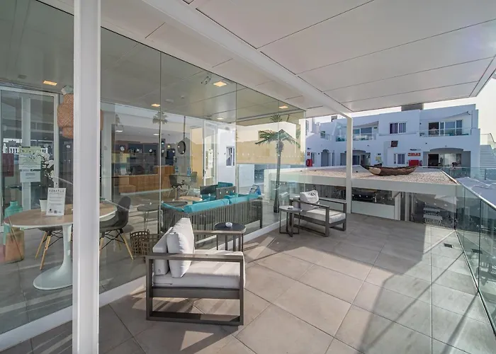 Guinate Club Apartment