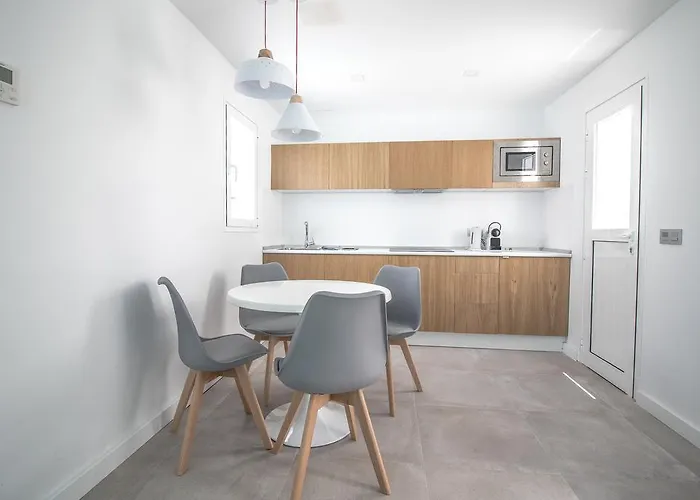 Guinate Club Apartment *