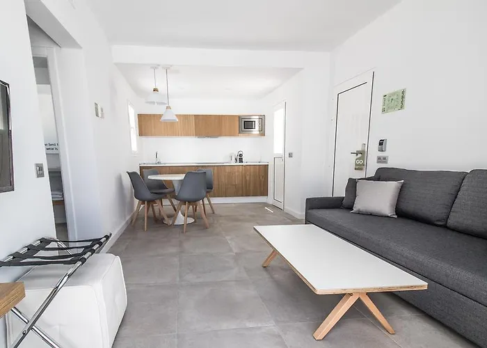 Apartment Guinate Club