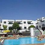 Guinate Club Apartment